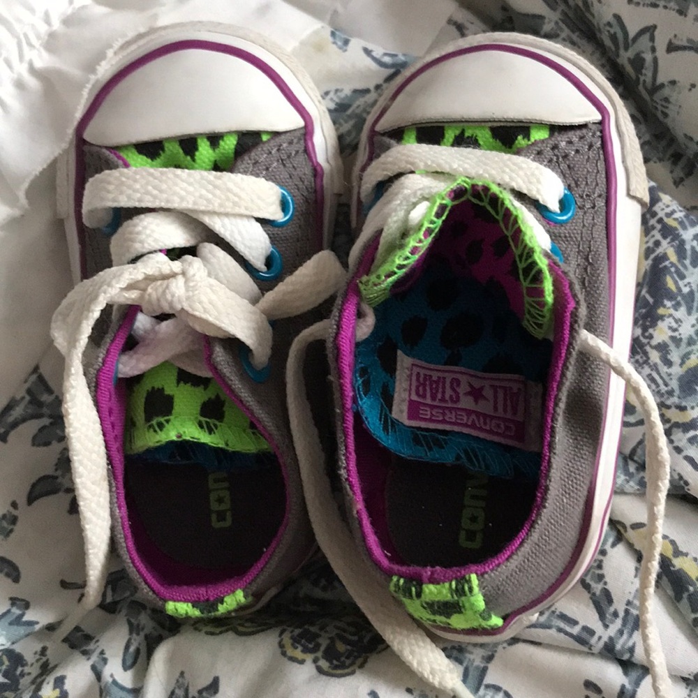 Double Tongue Converse